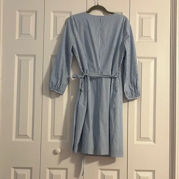 J.Crew Blue & White pinstripe wrap dress - Size 8 - Picture 4 of 6
